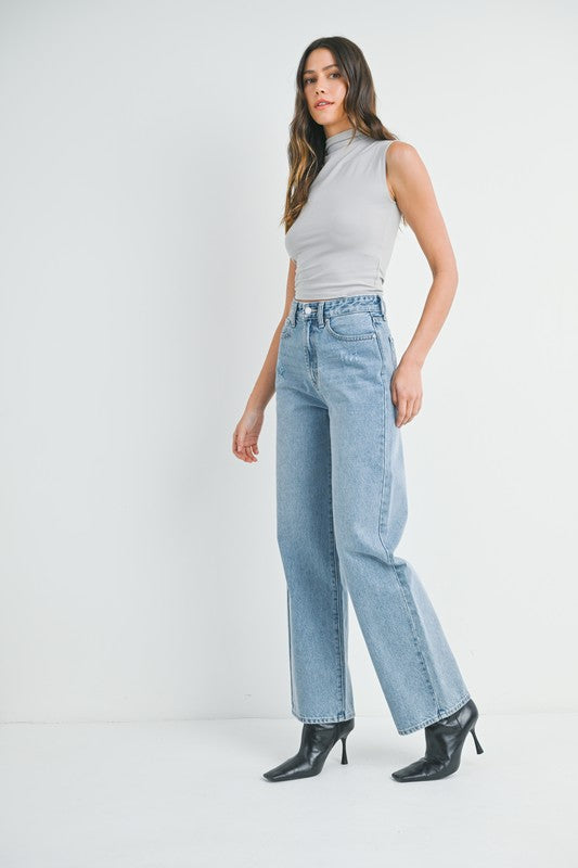 Relaxed Straight Leg Jean