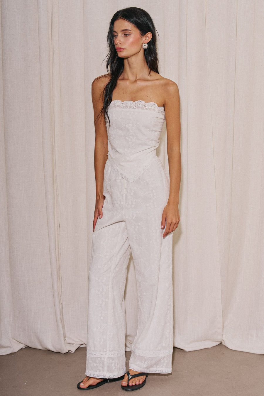 A4699SET Costa Pearl Eyelet Top – BOBBI ROCCO