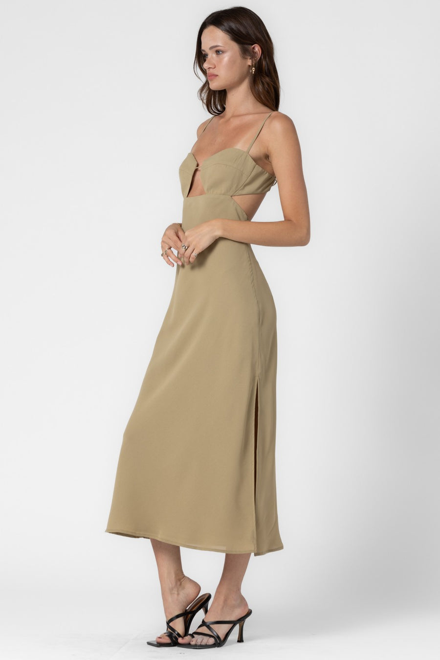 Lianore Cut Out Midi Dress