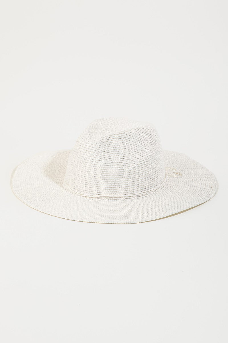 white sun hat.