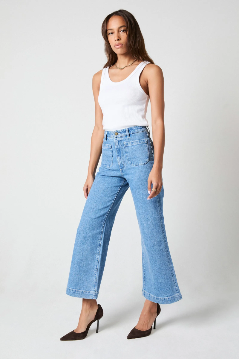 High waisted, wide leg jeans.