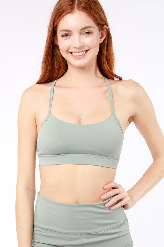 Sports bralette in the color olive stone.