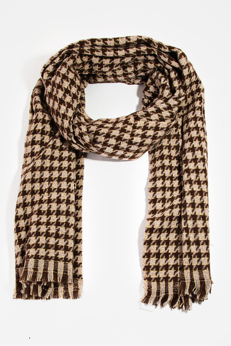 Beige scarf with checkered print. 